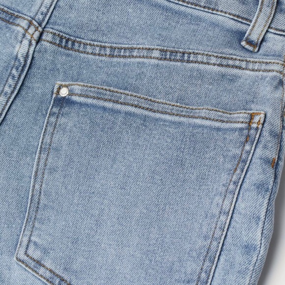 Slim Mom Ankle Jeans - Picture 2 of 3